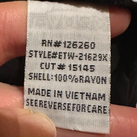 Velvet Heart Black Short Sleeve Button Up Shirt Blouse Women's Plus 1X - Picture 9 of 9